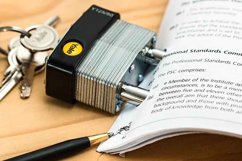 Les 5 clauses indispensables que tout pacte doit contenir
