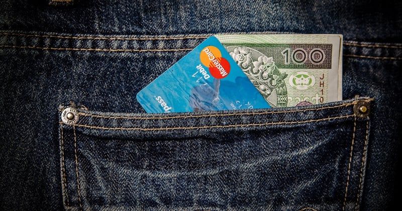 Découvrez l'offre exclusive de fourniture carte débit IM MCD pour simplifier vos paiements